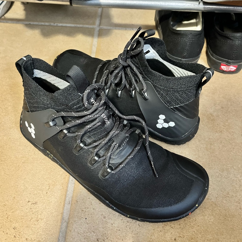 Magna Trail II FG Synthetic Textile Women's Water-Resistant Sneakers size 40L